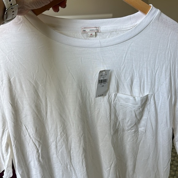 GAP White Tshirt NWT - Picture 8 of 8